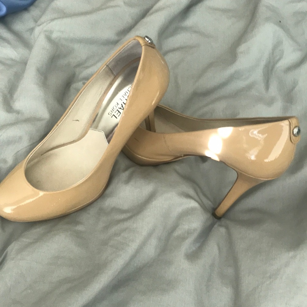 Michael Kors Ionna Pump